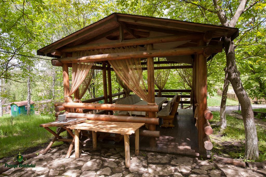 Poiana Bradului Villa Tohatin Exteriör bild